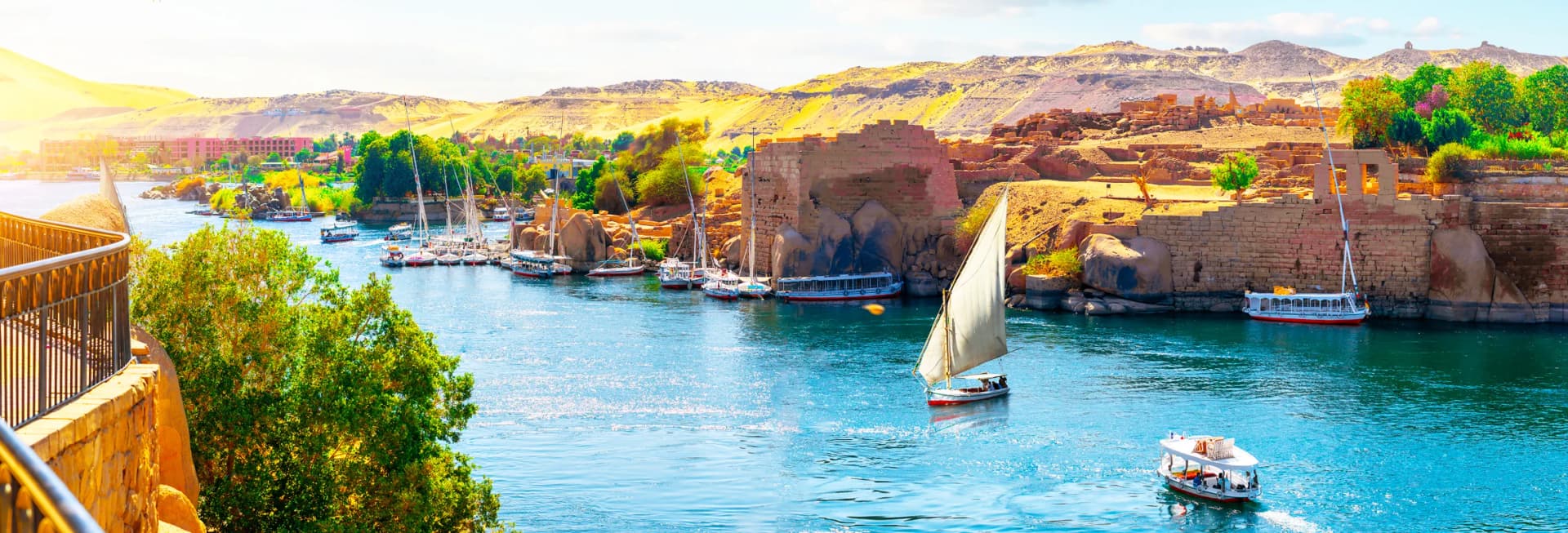 Egypt Nile in November 2025 - majestic Pyramids of Giza and Great Sphinx, Nile River cruises to Luxor and Aswan, Valley of the Kings ancient tombs, Karnak Temple columns, and Abu Simbel temples during ideal weather best time to visit Egypt