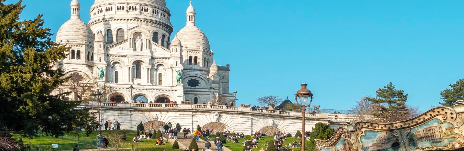 Montmartre Paris hotels - charming hilltop neighborhood with Sacré-Cœur views, artistic heritage, and value hotels in 18th arrondissement