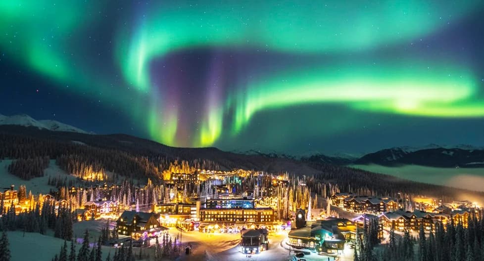 Best ski resorts in Canada 2025 guide showcasing Whistler Blackcomb North America's largest ski resort with PEAK 2 PEAK gondola, Lake Louise turquoise glacial lake reflecting Victoria Glacier and Canadian Rockies peaks, Sunshine Village high-altitude terrain at 2,730m, Revelstoke legendary powder skiing with 3,121 feet vertical drop, Big White family-friendly village with snow ghosts, Epic Pass access, champagne powder snow, and pristine British Columbia Alberta wilderness - complete ski vacation planning guide