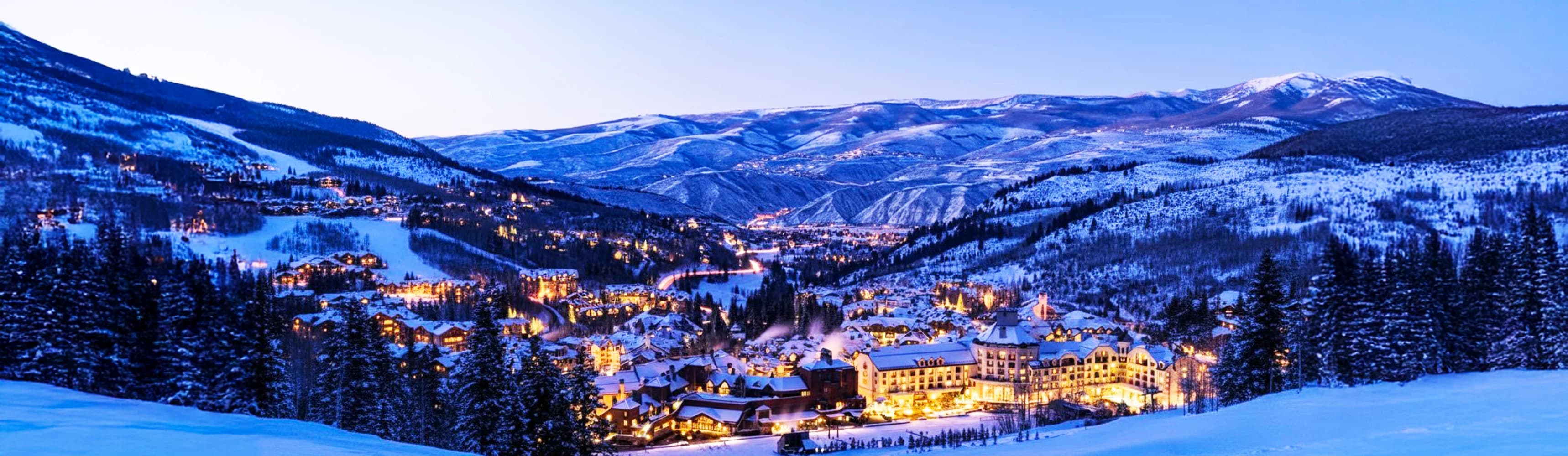 Best Colorado ski resorts 2025/26 - Rocky Mountains panoramic view with snow-covered peaks, Epic Pass and Ikon Pass destinations, world-class ski slopes, Vail Back Bowls, Aspen Snowmass luxury skiing, and iconic alpine villages for winter vacation
