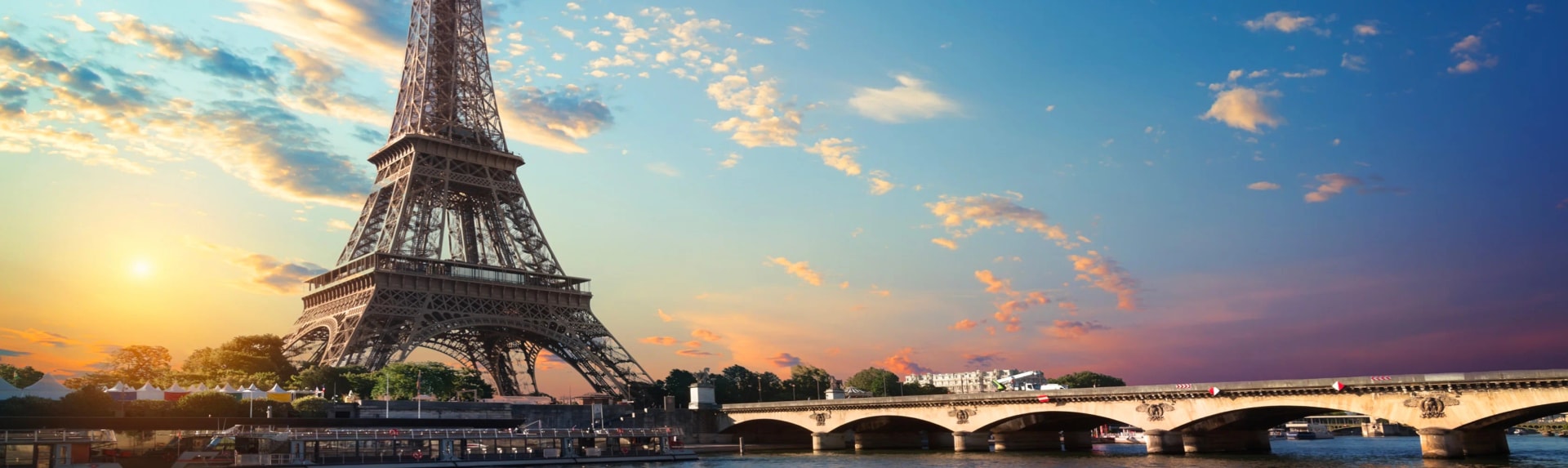 Eiffel Tower Paris France 2026 - iconic landmark, Champ de Mars views, best hotels in Paris neighborhoods