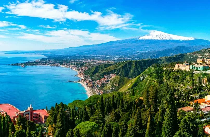 Taormina Sicily Travel Guide 2026: White Lotus Locations & Hotels